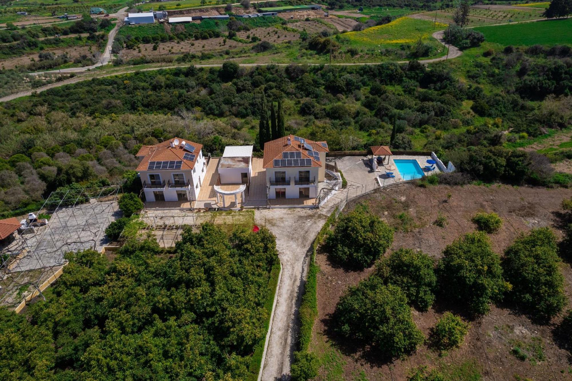 Villa Ira Finiki Lachi Exterior photo